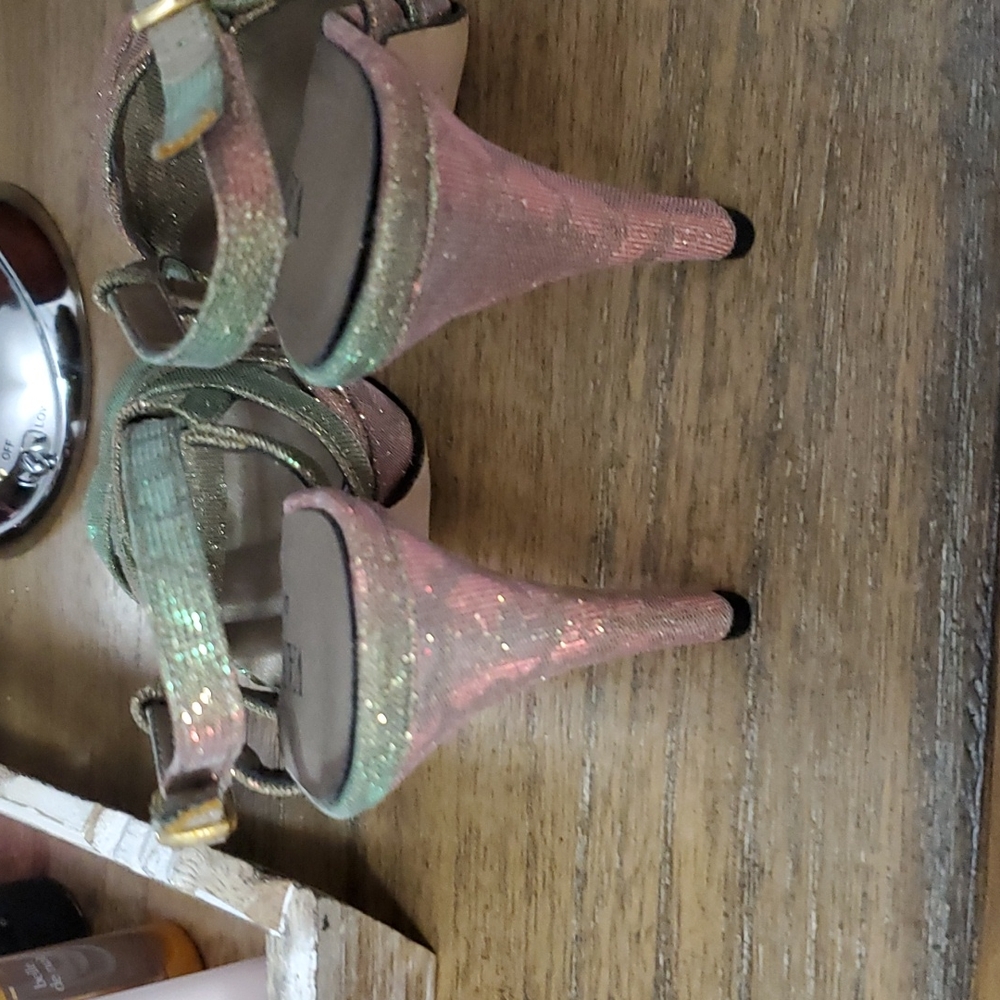 Shoes - Picture 3 of 3